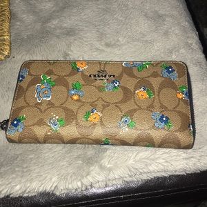 Coach wallet